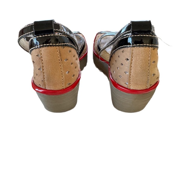 Fly London Ydel Tan/Black/Red Perforated Leather Peep Toe Wedges Size 38 - Picture 4 of 6